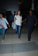 Anushka Sharma snapped as they return from Kolkata on 8th May 2015